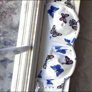 Super cute butterfly swimsuit top size small.